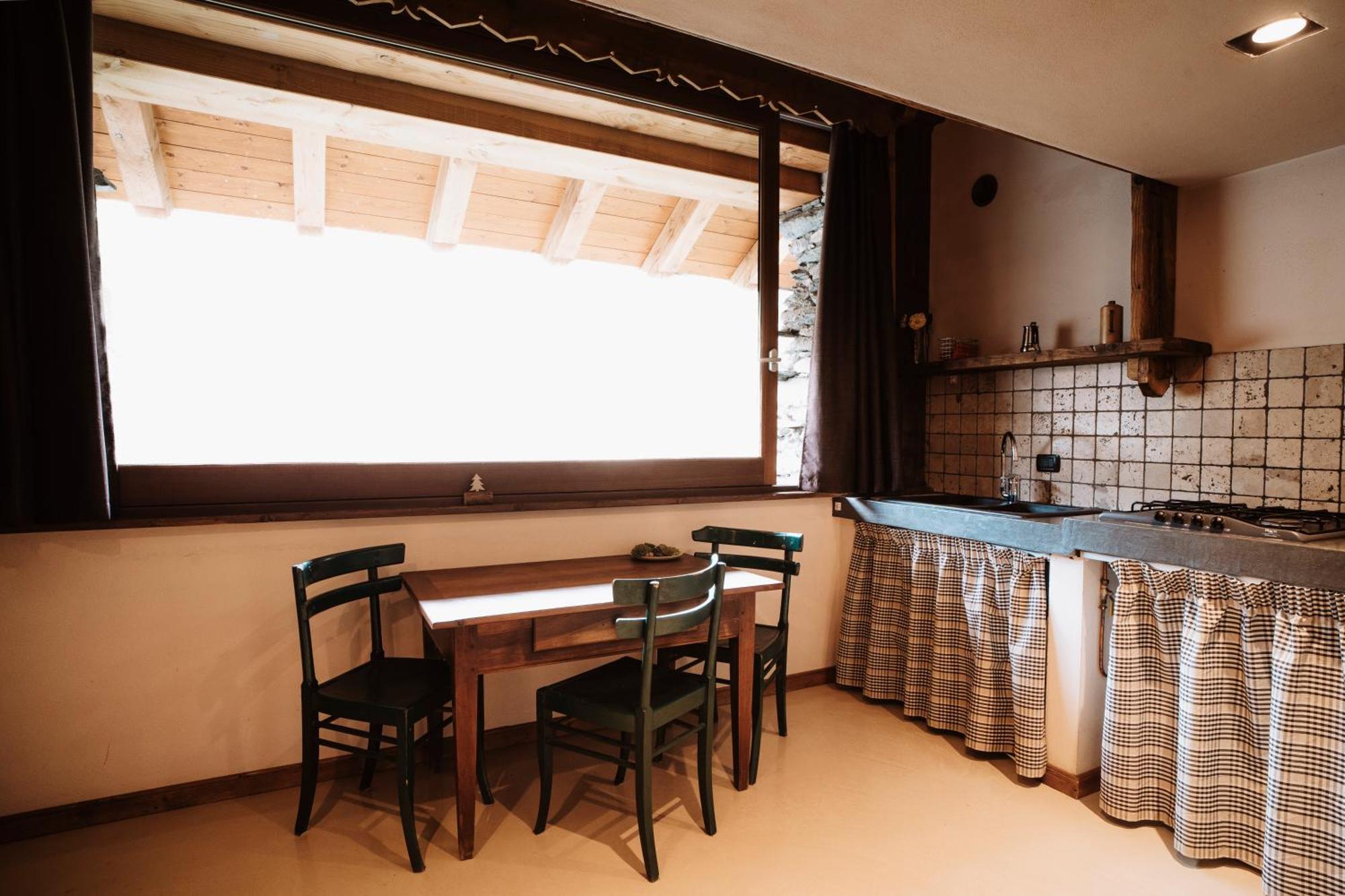 Maison Rosset Agriturismo, Camere, Appartamenti E Spa In Valle D'Aosta Nus Bagian luar foto