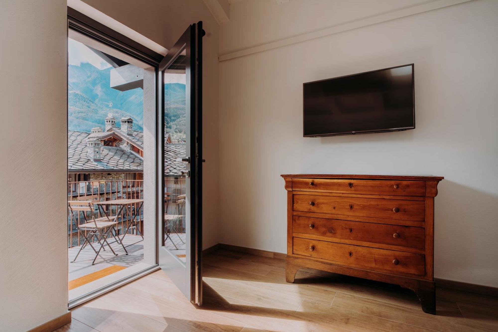 Maison Rosset Agriturismo, Camere, Appartamenti E Spa In Valle D'Aosta Nus Bagian luar foto
