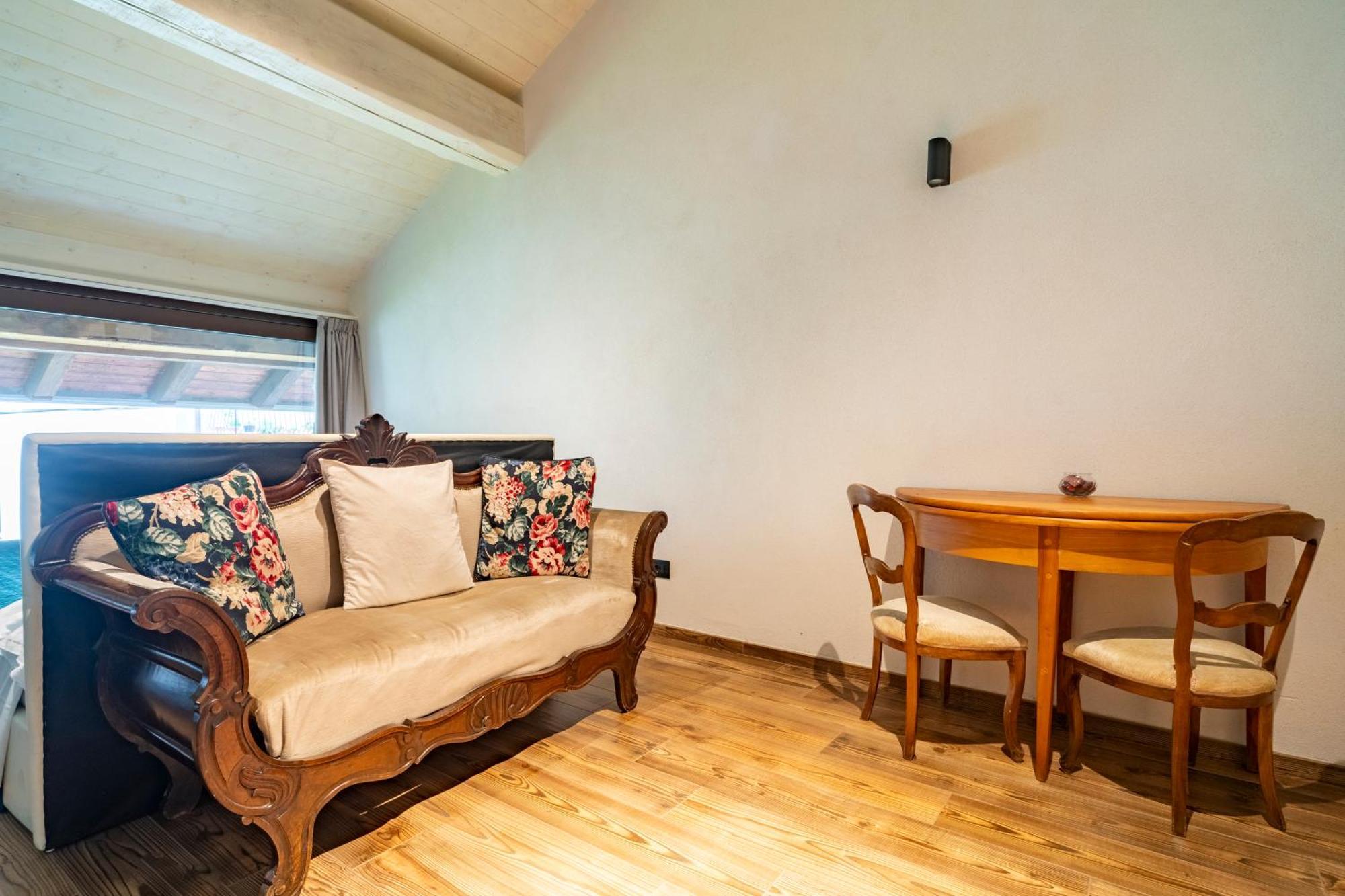 Maison Rosset Agriturismo, Camere, Appartamenti E Spa In Valle D'Aosta Nus Bagian luar foto
